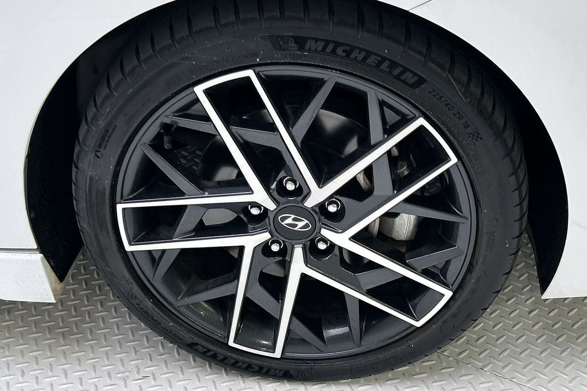 2019 Hyundai Elantra Sport AD.2