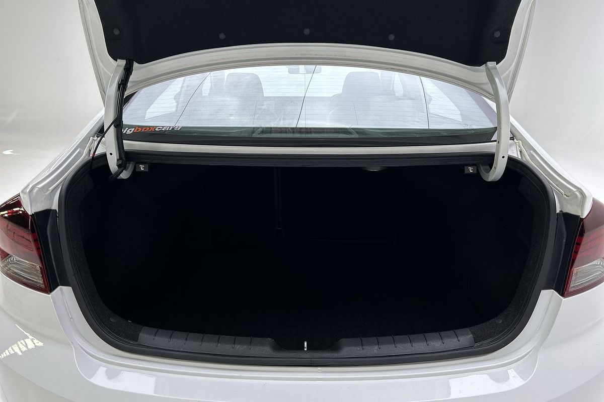 2019 Hyundai Elantra Sport AD.2