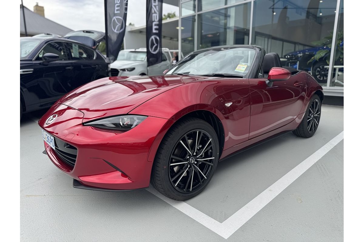 Mazda  Y 6MAN 2.0L G20 ROADSTER GT