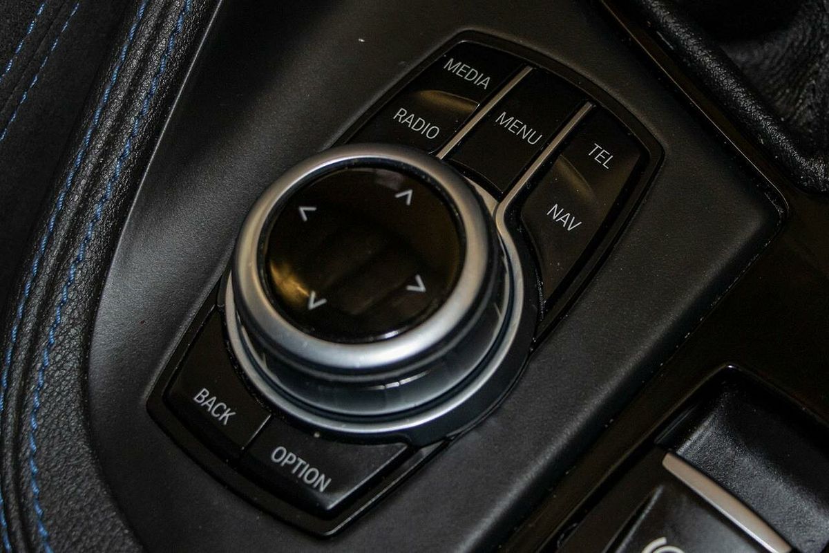 2017 BMW X1 sDrive18d F48
