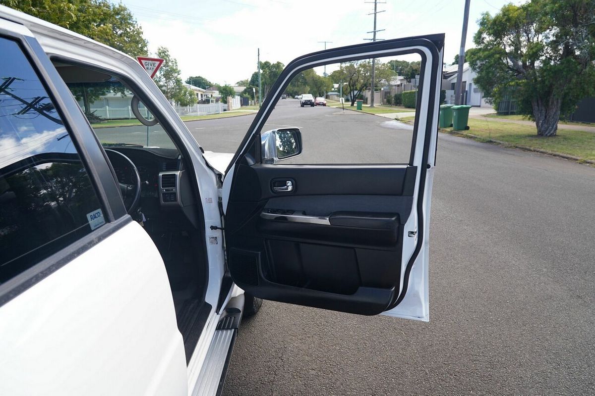 2011 Nissan Patrol ST (4x4) GU VII