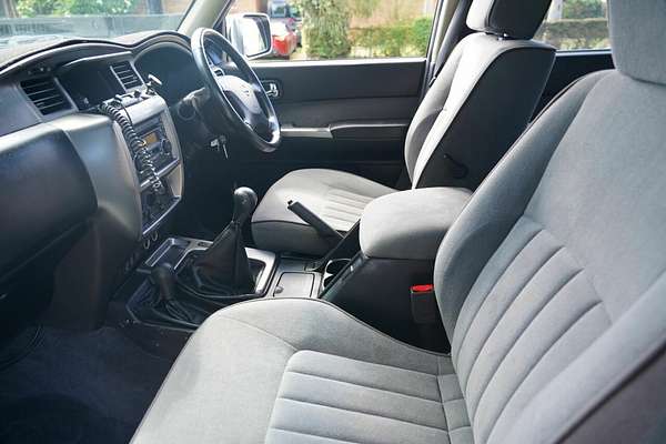 2011 Nissan Patrol ST (4x4) GU VII