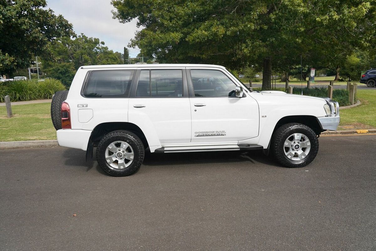 2011 Nissan Patrol ST (4x4) GU VII