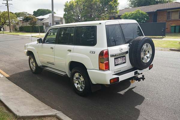 2011 Nissan Patrol ST (4x4) GU VII