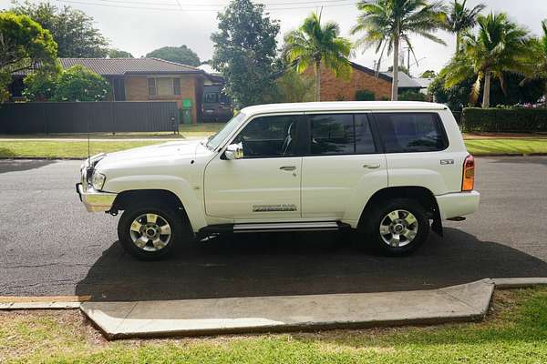 2011 Nissan Patrol ST (4x4) GU VII