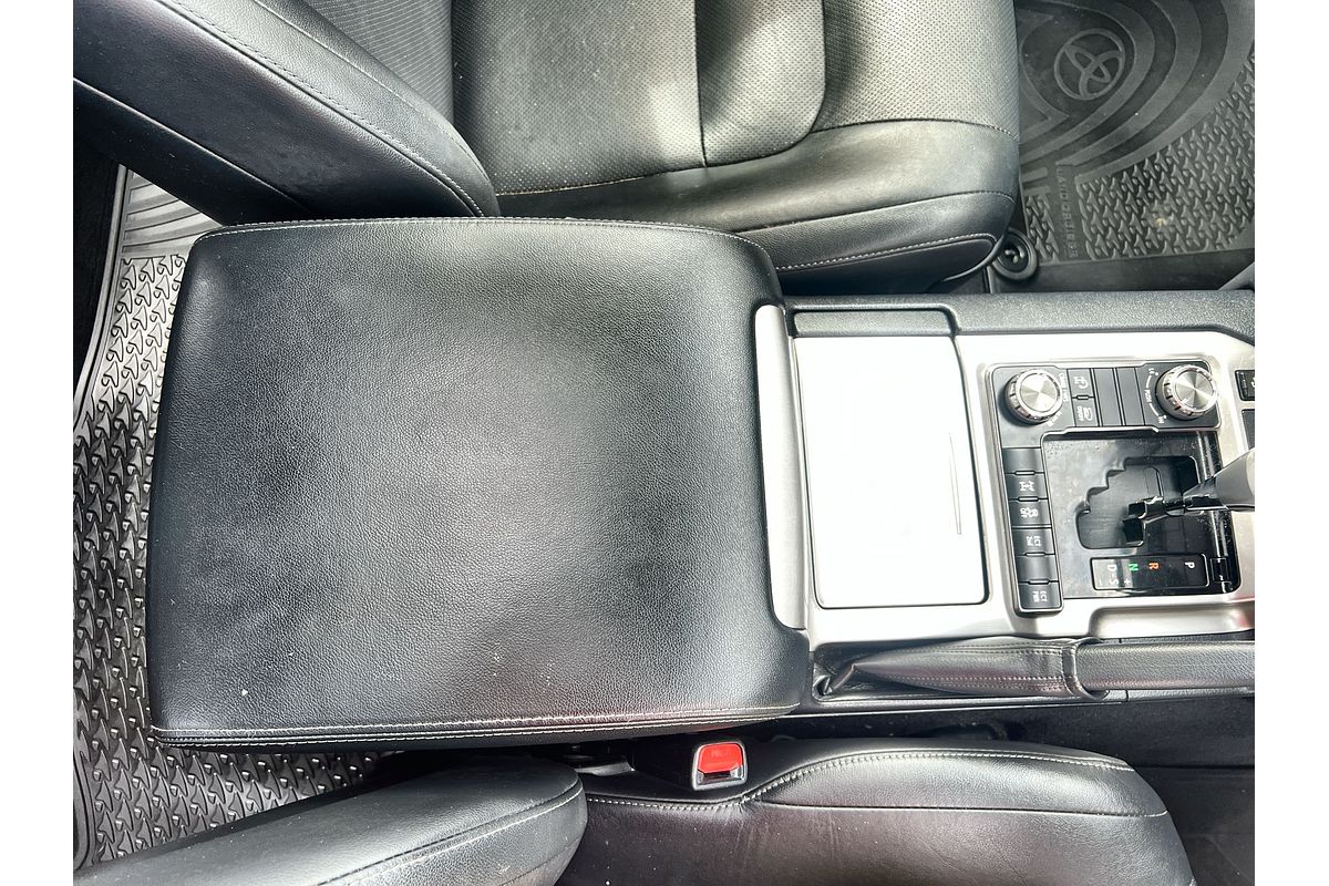 2019 Toyota Landcruiser VX VDJ200R