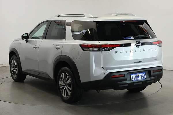 2022 Nissan Pathfinder Ti R53
