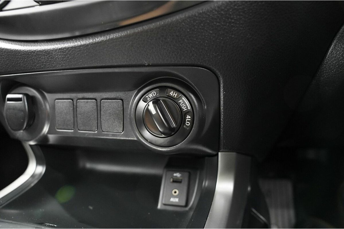 2016 Nissan Navara RX D23 4X4