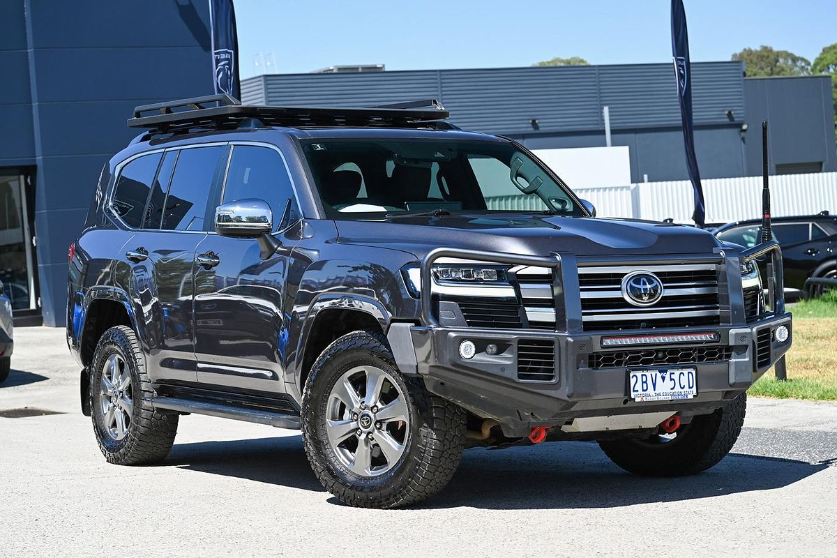 2022 Toyota Landcruiser Sahara ZX FJA300R