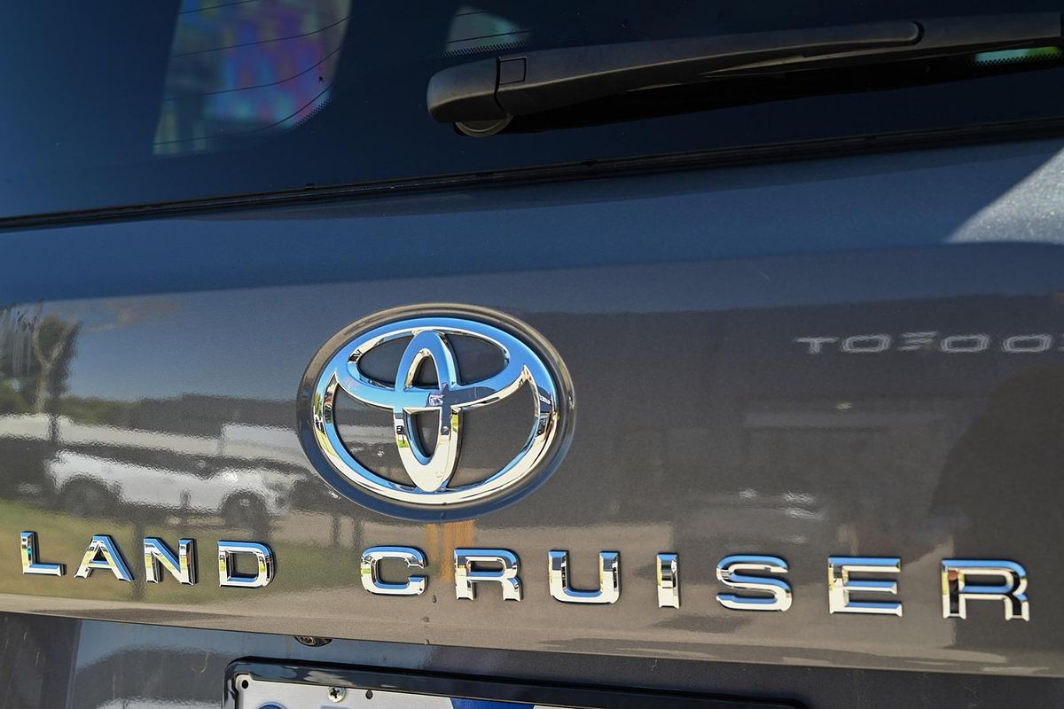 2022 Toyota Landcruiser Sahara ZX FJA300R