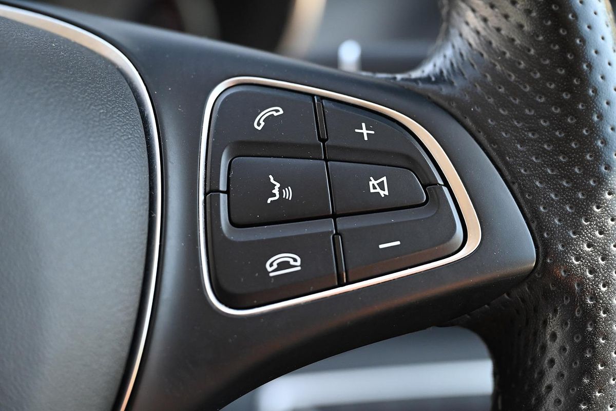 2020 Mercedes-Benz V-Class V220 d 447