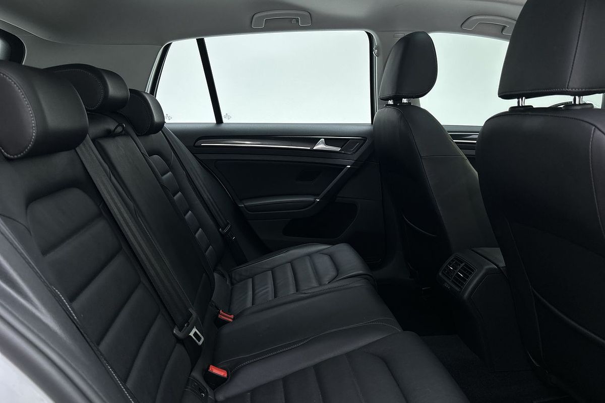 2015 Volkswagen Golf 110TSI Highline 7