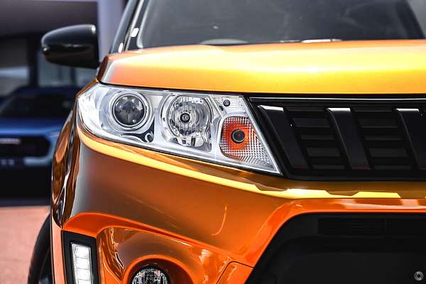 2024 Suzuki Vitara Shadow LY Series II