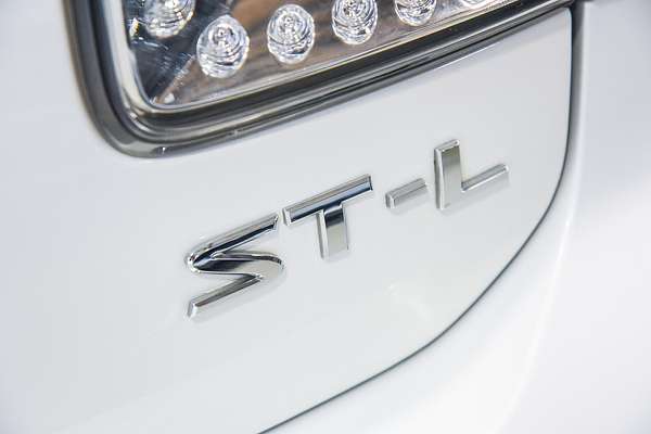 2013 Nissan Patrol ST-L Y62
