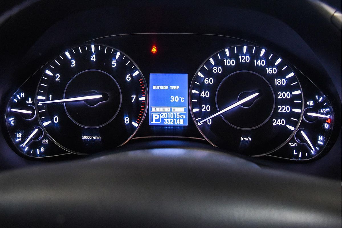 2013 Nissan Patrol ST-L Y62