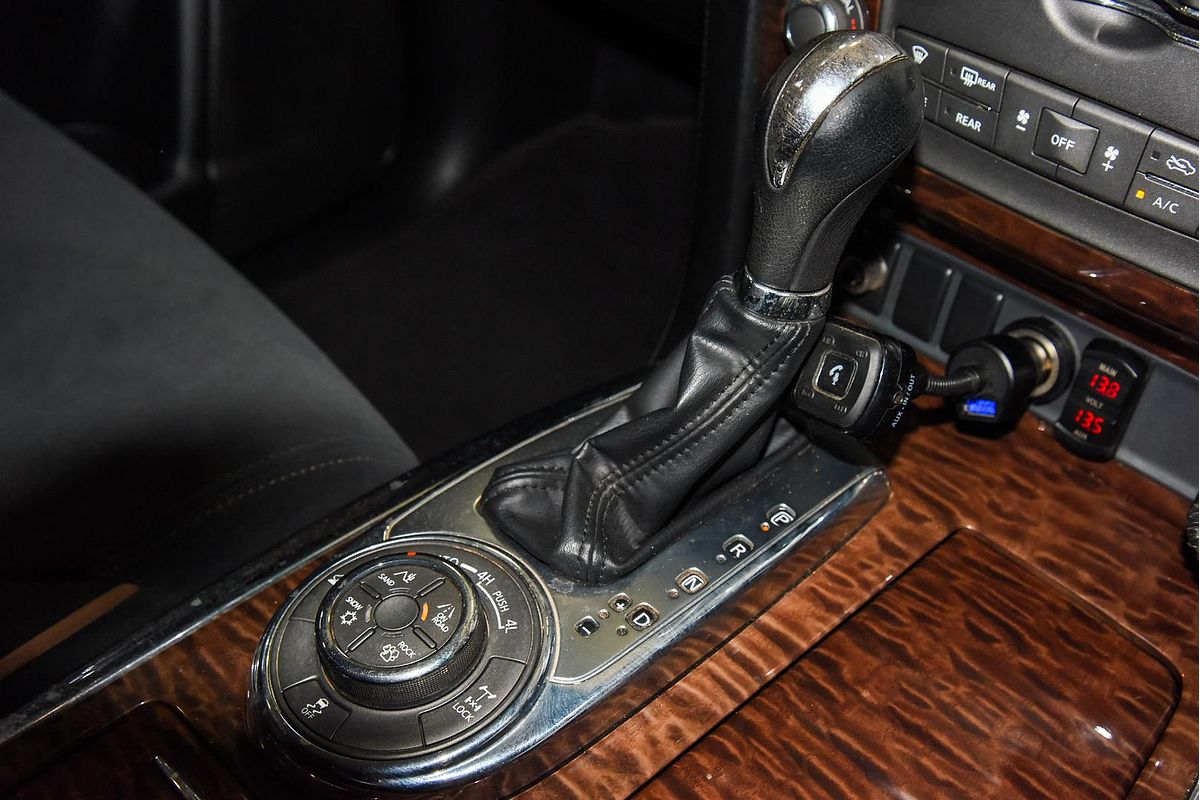 2013 Nissan Patrol ST-L Y62