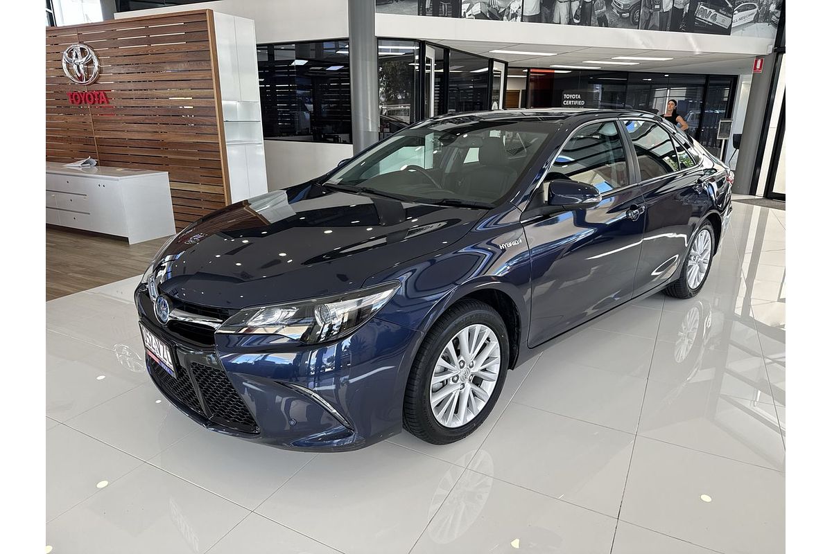 2015 Toyota Camry Atara SL AVV50R