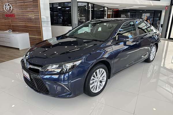 2015 Toyota Camry Atara SL AVV50R