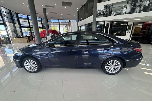 2015 Toyota Camry Atara SL AVV50R