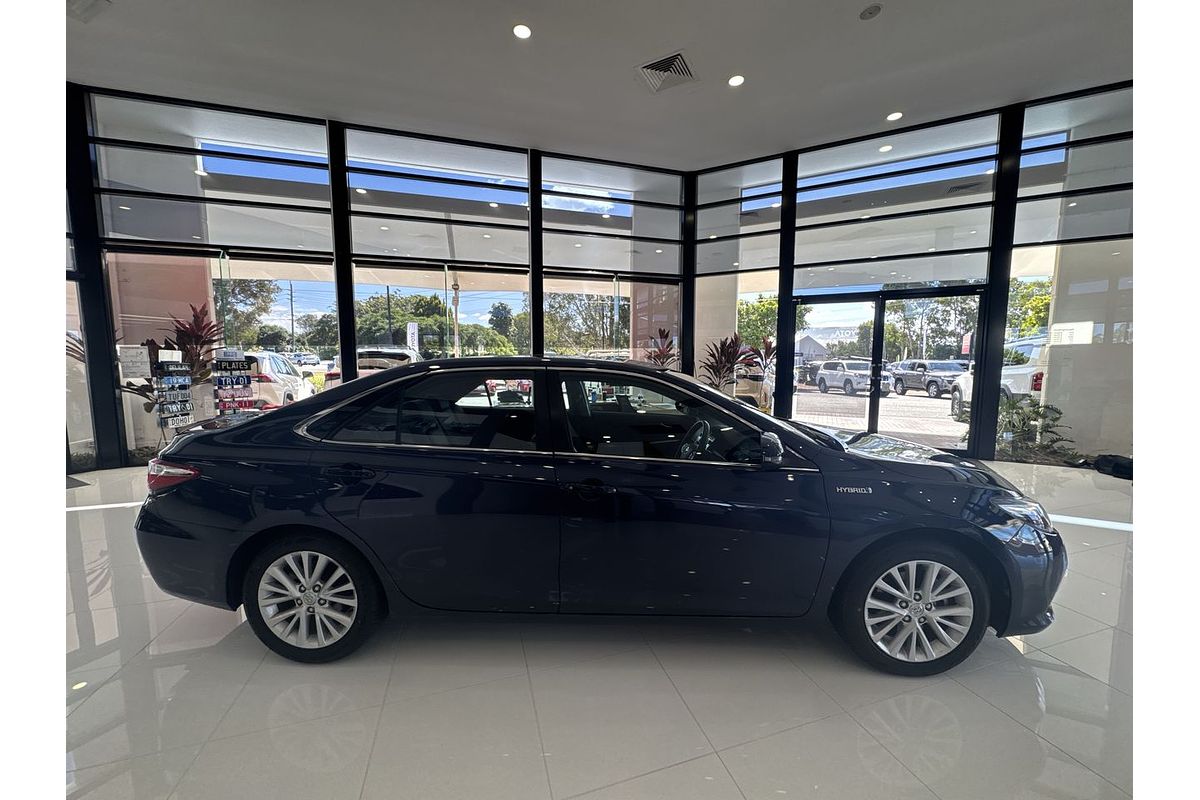 2015 Toyota Camry Atara SL AVV50R