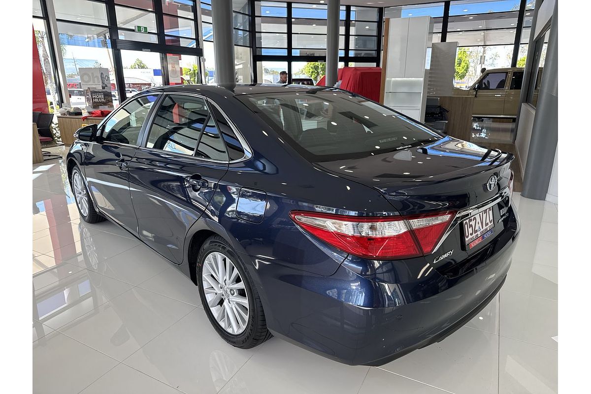 2015 Toyota Camry Atara SL AVV50R