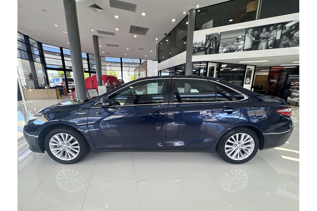 2015 Toyota Camry Atara SL AVV50R