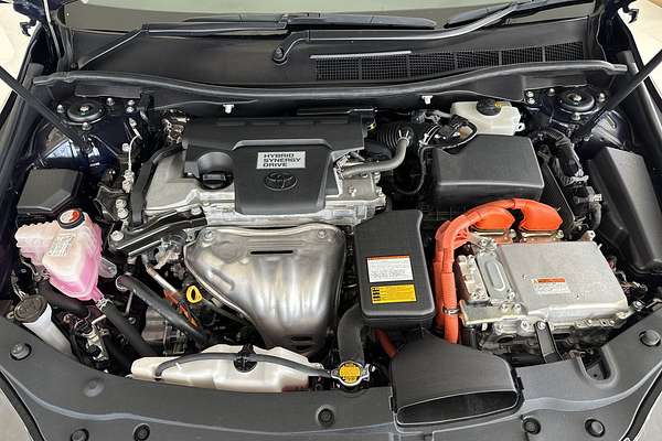 2015 Toyota Camry Atara SL AVV50R