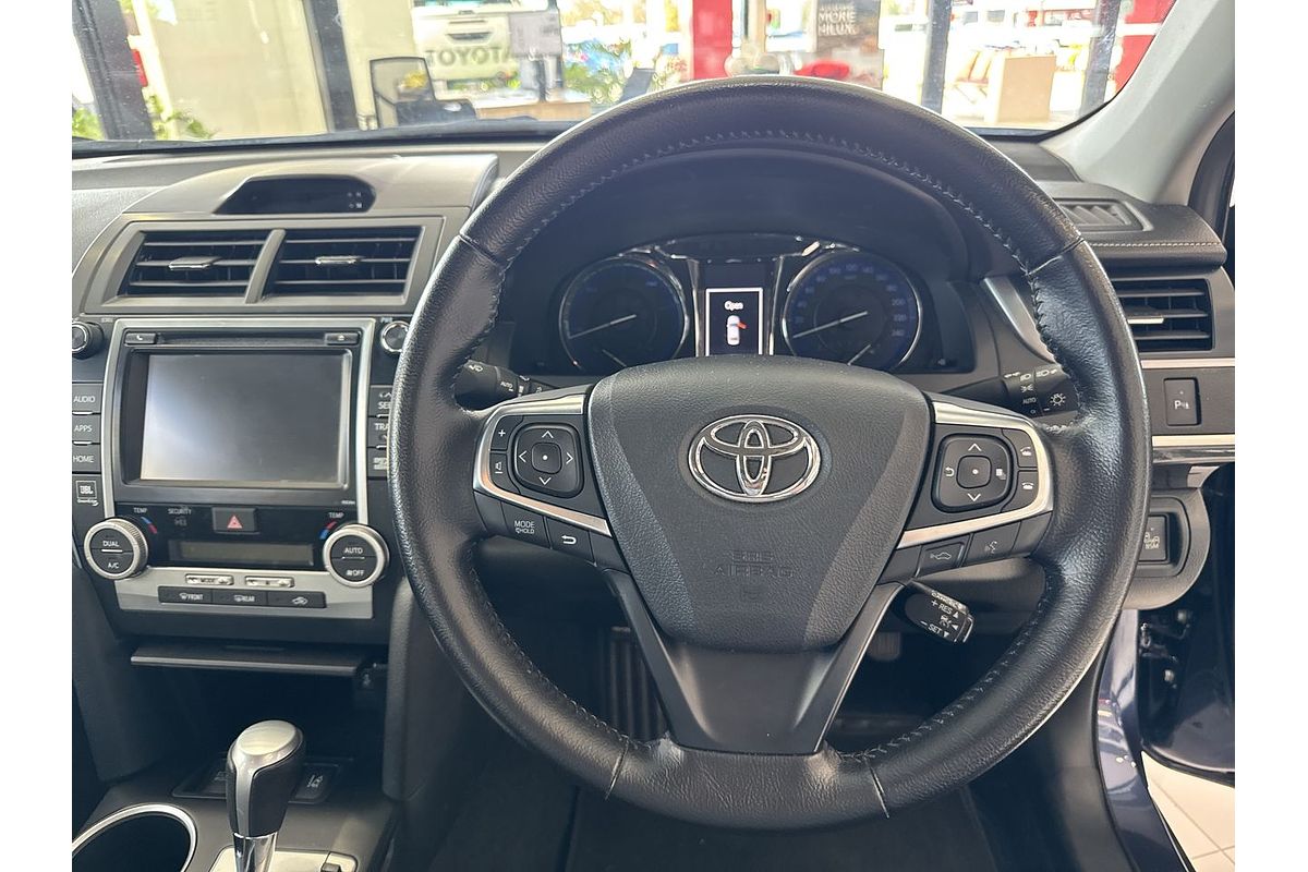 2015 Toyota Camry Atara SL AVV50R