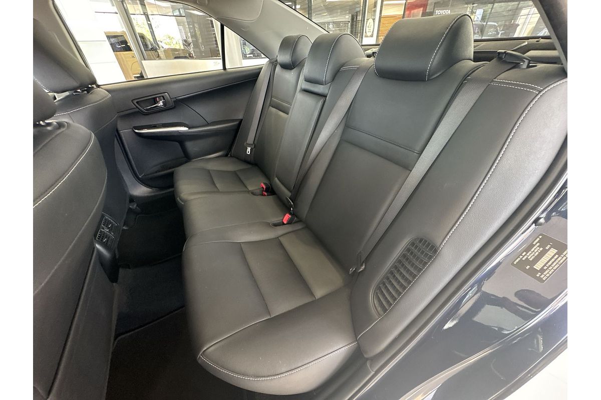 2015 Toyota Camry Atara SL AVV50R