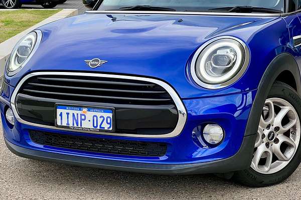 2017 MINI Hatch Cooper F55