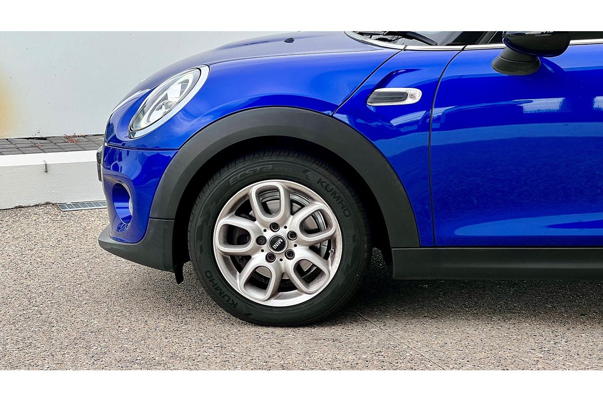 2017 MINI Hatch Cooper F55