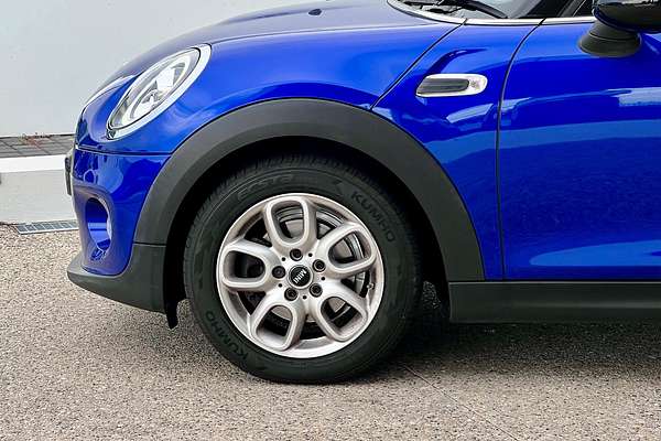 2017 MINI Hatch Cooper F55