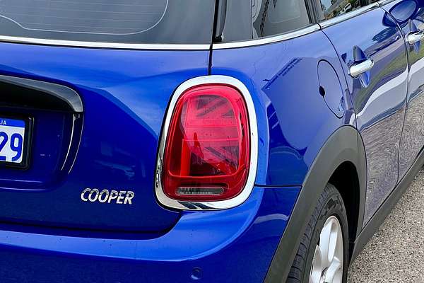 2017 MINI Hatch Cooper F55
