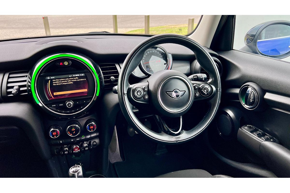 2017 MINI Hatch Cooper F55