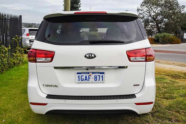 2016 Kia Carnival S YP