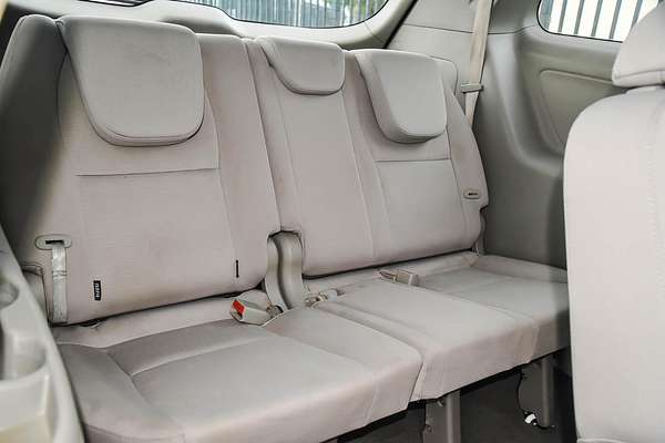 2016 Kia Carnival S YP
