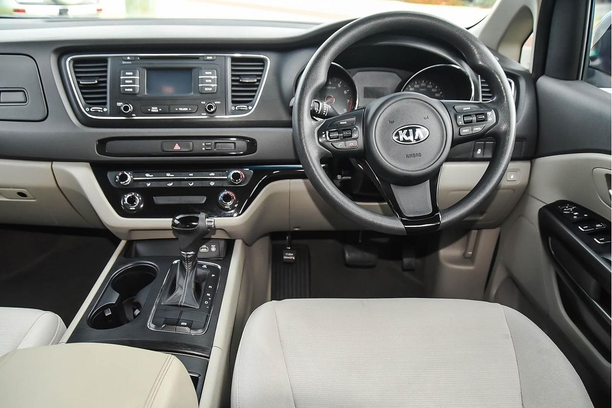 2016 Kia Carnival S YP