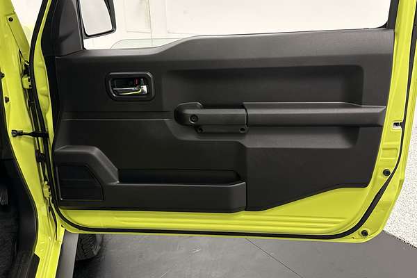 2022 Suzuki Jimny GJ