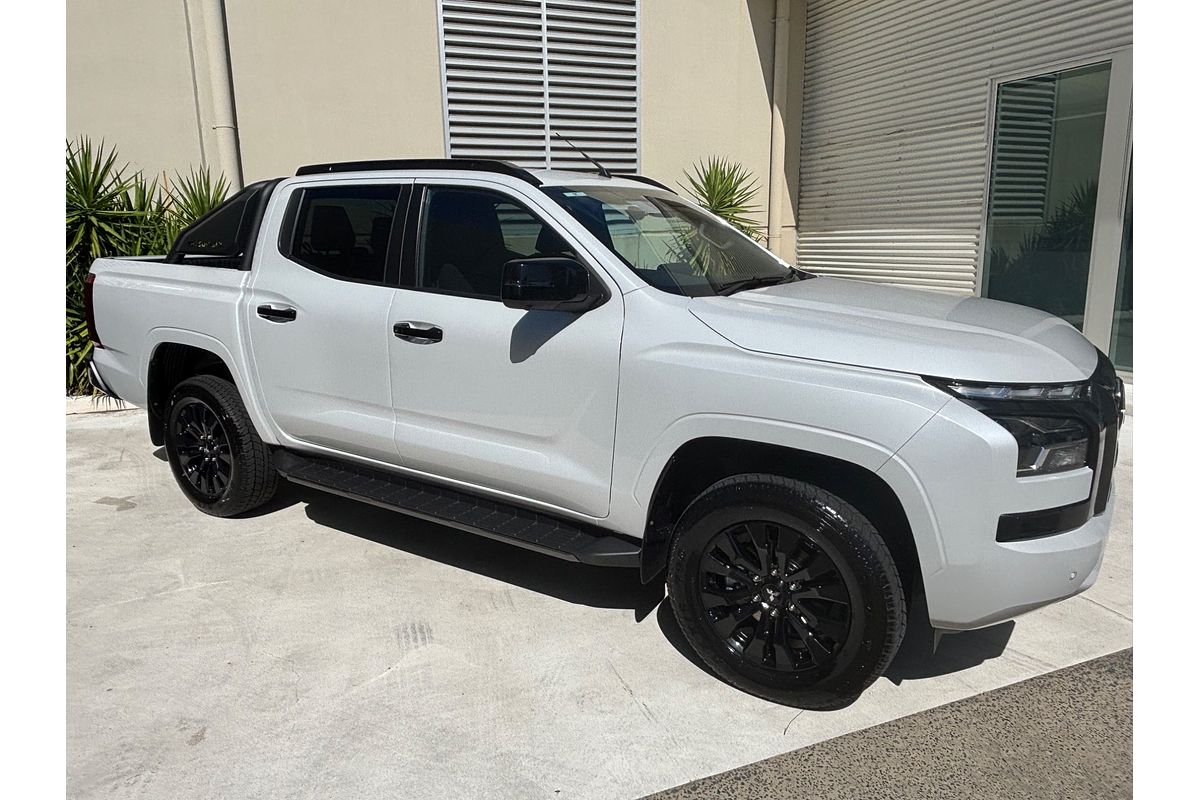 2024 Mitsubishi Triton GSR Special Edition MV 4X4