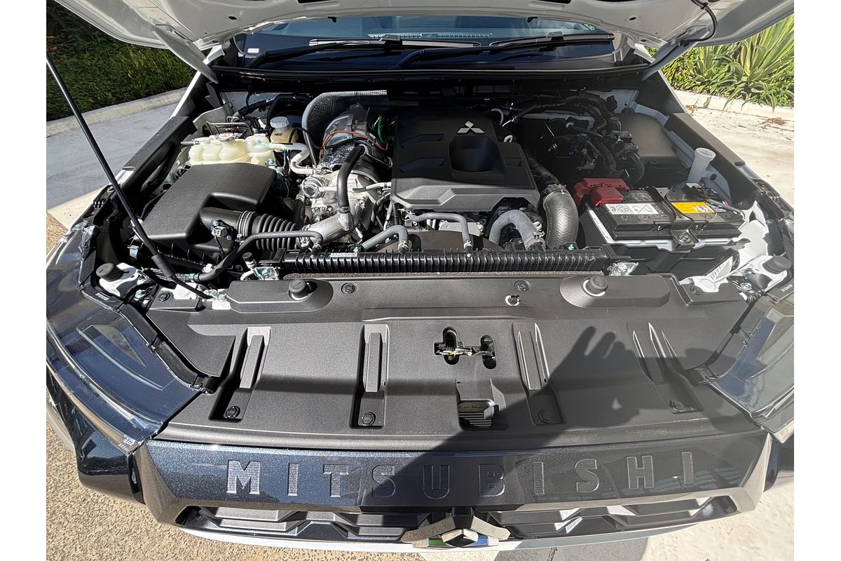 2024 Mitsubishi Triton GSR Special Edition MV 4X4