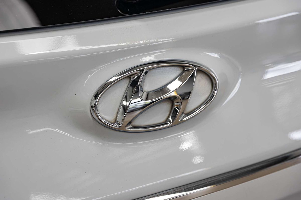 2019 Hyundai Kona Elite OS.3