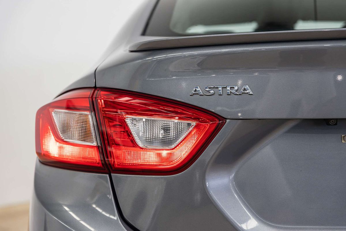 2018 Holden Astra LT BL