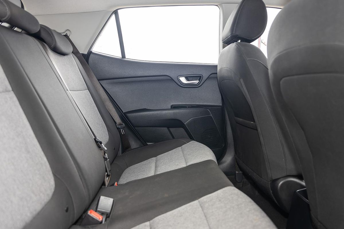 2022 Kia Stonic S YB
