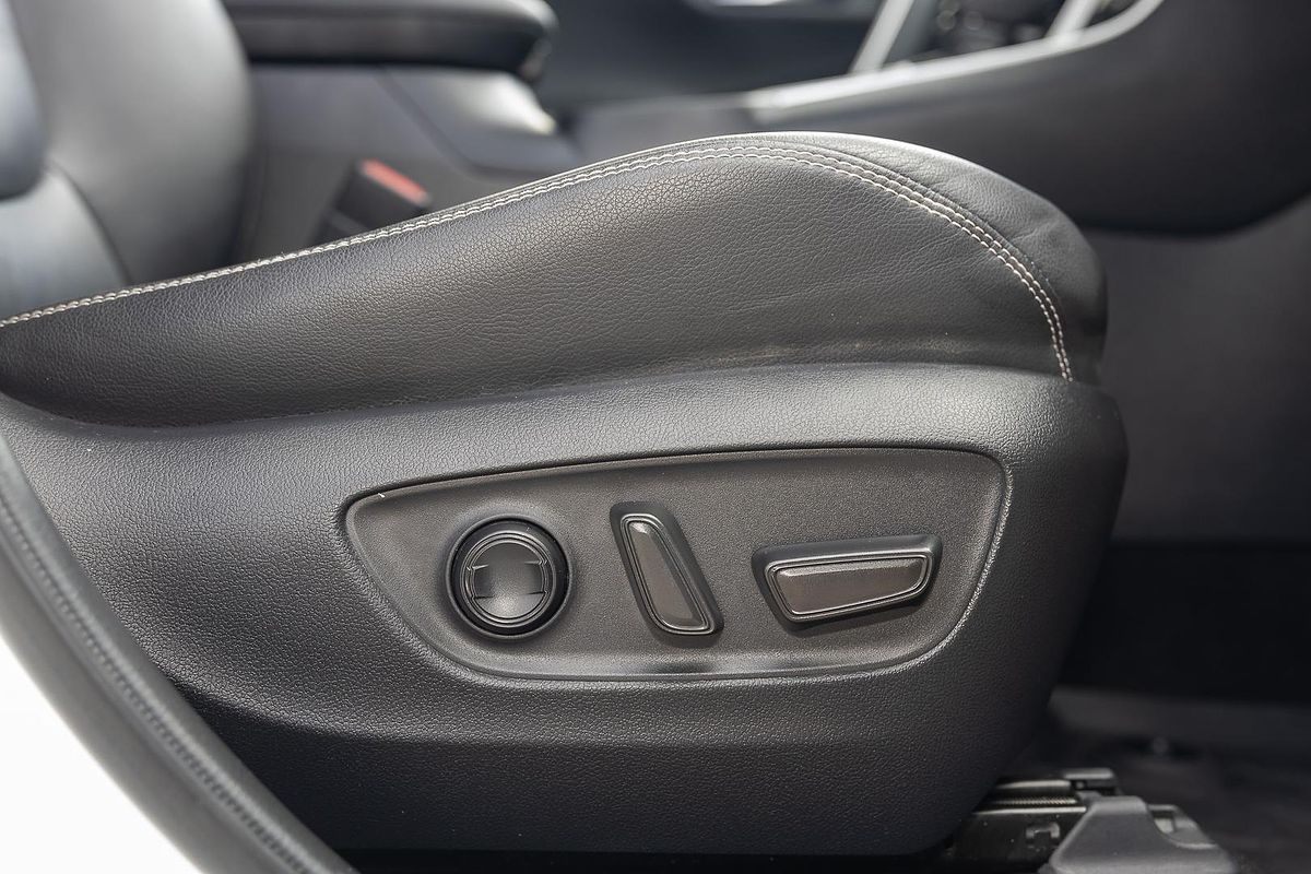 2019 Toyota RAV4 Cruiser MXAA52R