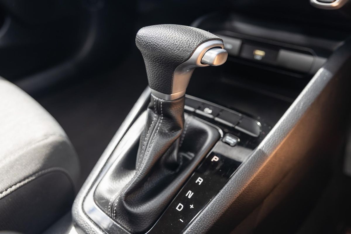 2022 Kia Stonic S YB