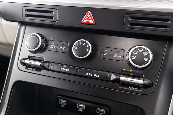 2022 Kia Carnival S KA4