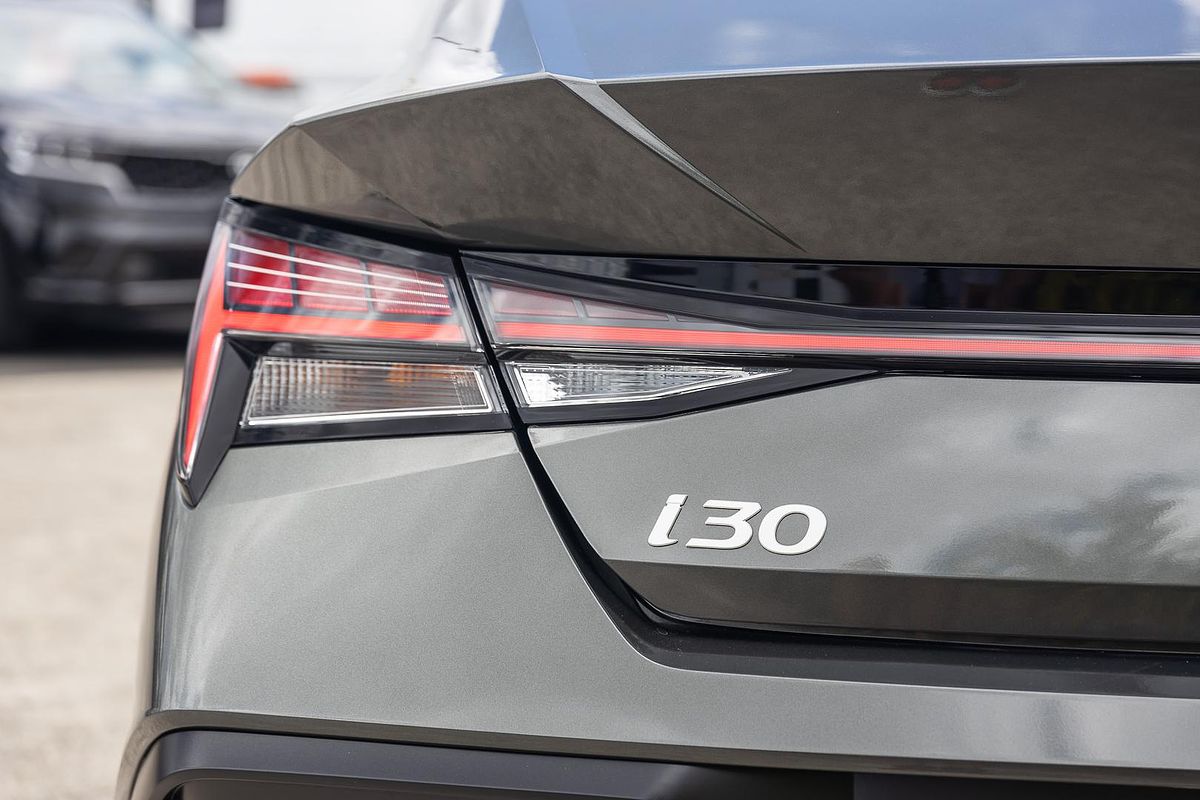 2024 Hyundai i30 Premium CN7.V2