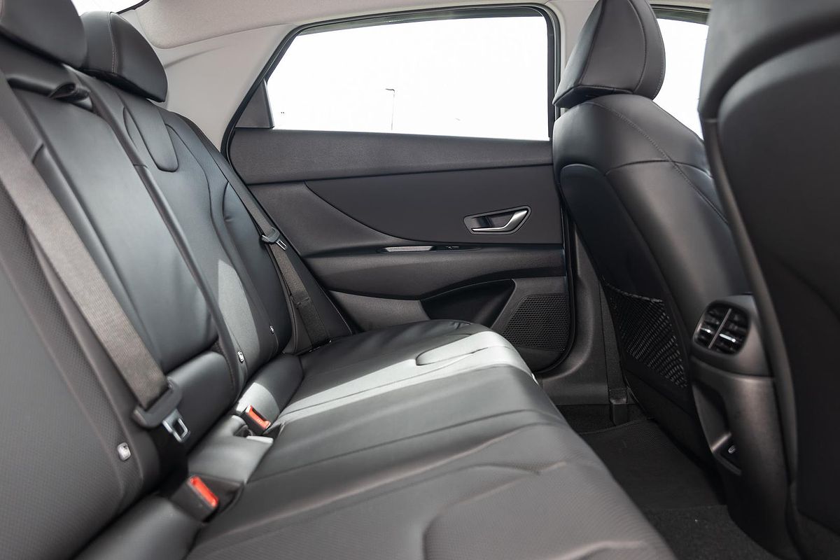 2024 Hyundai i30 Premium CN7.V2