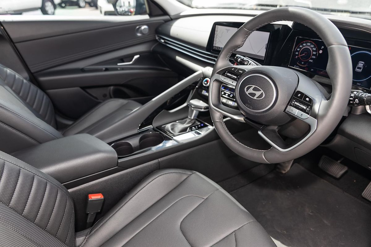 2024 Hyundai i30 Premium CN7.V2