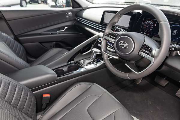 2024 Hyundai i30 Premium CN7.V2